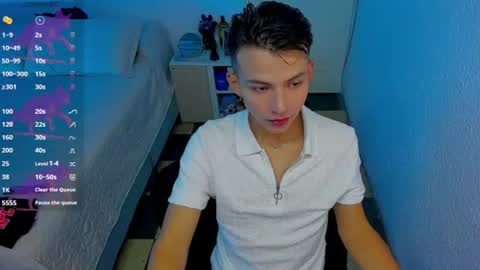 Alejandro online show from 06-11-26, 04:21