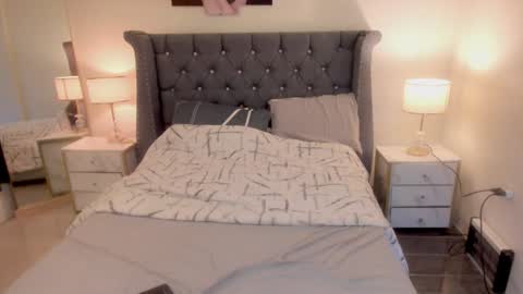 Snapshot of hot_laureen chatting on 12-02-24, 10:18 lyn online show from 12-02-24, 10:18