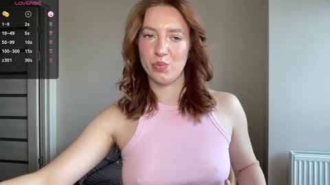 Lina online show from 11-26-25, 08:15