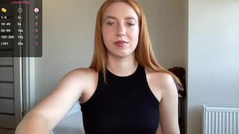 Lina online show from 06-19-26, 07:34