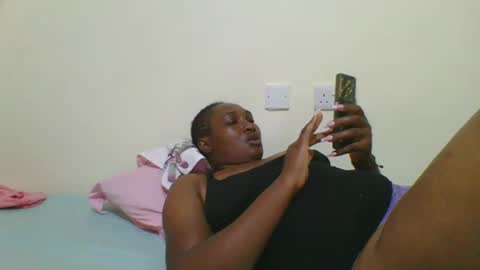 Snapshot of hot_masha chatting on 02-12-25, 12:12 hot_masha online show from 02-12-25, 12:12