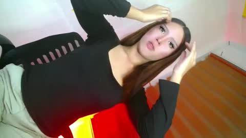 hot_olivia69 online show from 06-02-26, 09:55