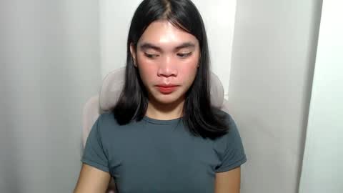 Snapshot of hot_pauline chatting on 07-27-26, 07:43 hot_pauline online show from 07-27-26, 07:43