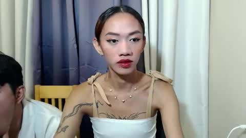 hot_petit69 online show from 02-11-26, 12:21