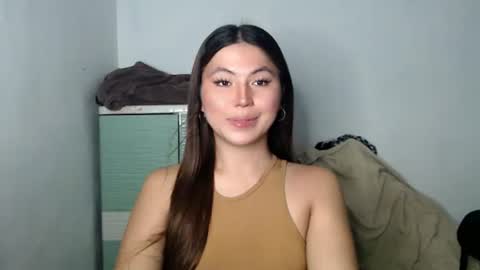 Nikki  online show from 05-06-26, 05:29