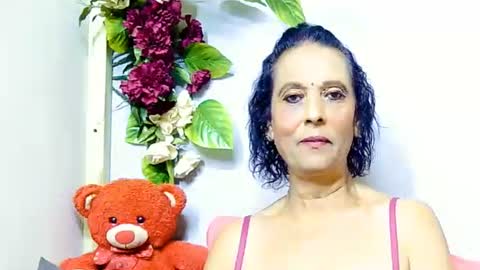 hot queen online show from 06-10-26, 05:12