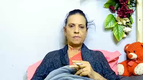 hot queen online show from 06-14-26, 05:09
