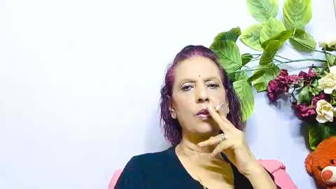 hot queen online show from 07-02-26, 04:13