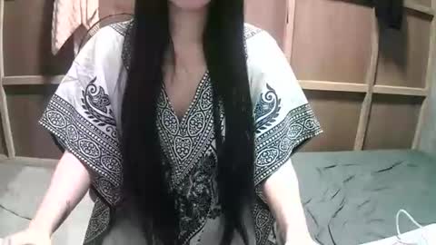 hot_quin11 online show from 02-19-26, 01:29