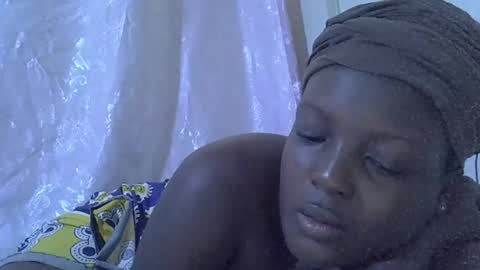 RAYLAH online show from 04-05-26, 05:48