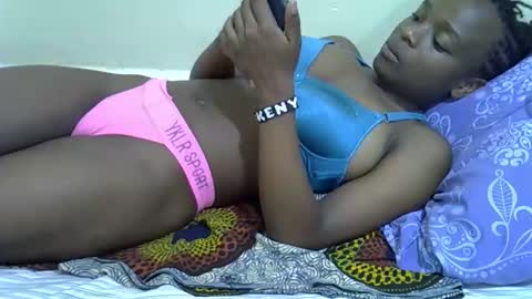 Hot rinah online show from 05-04-26, 01:12