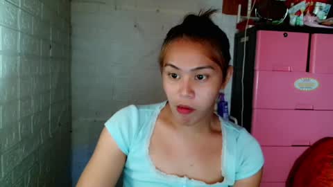 Snapshot of hot_selenaxx chatting on 06-04-26, 07:09 Selena online show from 06-04-26, 07:09