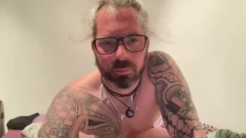 Snapshot of hot_sex83 chatting on 02-27-25, 07:04 letmedoo2 online show from 02-27-25, 07:04