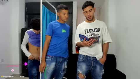 Snapshot of hot_sexmature chatting on 03-11-25, 04:51 Vanesa Oliver and Andrew online show from 03-11-25, 04:51