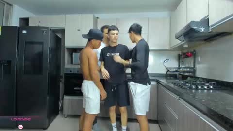 Snapshot of hot_sexmature chatting on 09-30-25, 11:10 Vanesa Oliver and Andrew online show from 09-30-25, 11:10