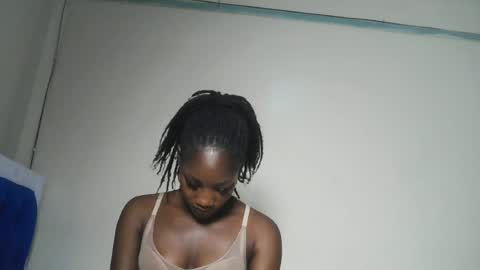 Snapshot of hot_sexxxy_girl chatting on 07-15-26, 11:59 Milly online show from 07-15-26, 11:59