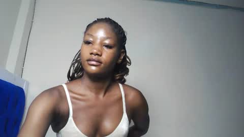 Snapshot of hot_sexxxy_girl chatting on 07-23-26, 01:58 Milly online show from 07-23-26, 01:58