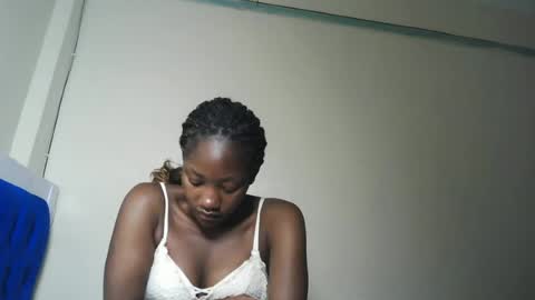 Snapshot of hot_sexxxy_girl chatting on 07-26-26, 03:04 Milly online show from 07-26-26, 03:04