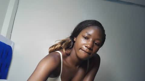 Snapshot of hot_sexxxy_girl chatting on 07-27-26, 12:56 Milly online show from 07-27-26, 12:56