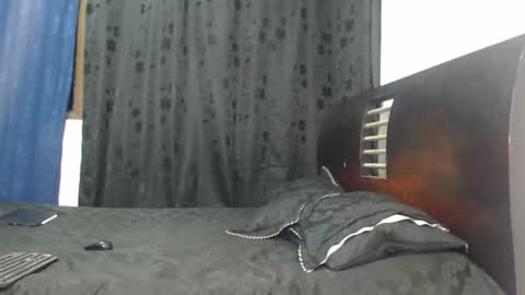 Hot Sharks   online show from 03-18-26, 07:11