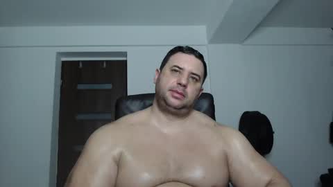 Stefano.. online show from 10-19-25, 04:35