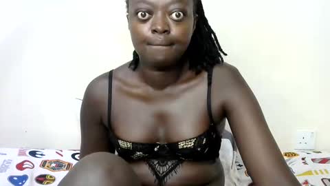 hot_tashaa online show from 11-05-25, 07:08