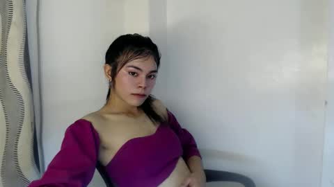 Snapshot of hot_yanna143 chatting on 06-04-26, 09:32 Yanna online show from 06-04-26, 09:32