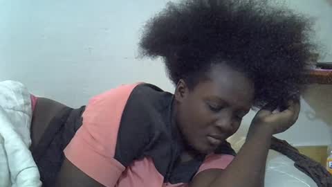 hot_zelinda online show from 06-18-26, 09:14