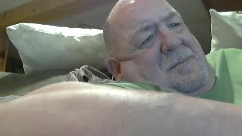 Snapshot of hotandhornyxxx1 chatting on 04-22-26, 05:36 Hot and Horny online show from 04-22-26, 05:36