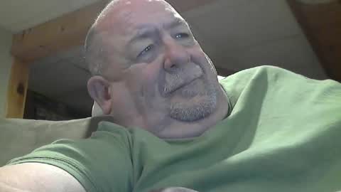Snapshot of hotandhornyxxx1 chatting on 04-23-26, 06:43 Hot and Horny online show from 04-23-26, 06:43