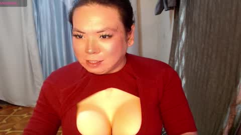 Snapshot of hotasian_mama chatting on 09-28-25, 08:52 Grace online show from 09-28-25, 08:52