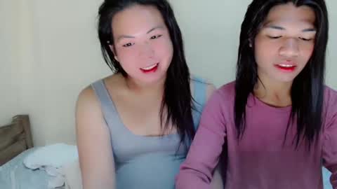 Snapshot of hotasian_mama chatting on 05-27-26, 09:12 Grace online show from 05-27-26, 09:12
