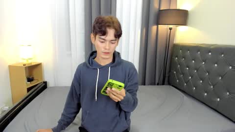 Kenny online show from 09-14-25, 03:38