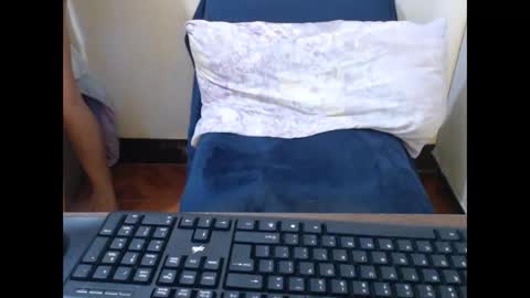 hotasianyue69 online show from 04-12-26, 05:07