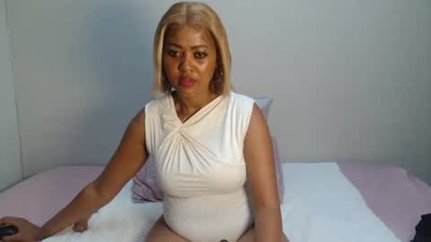 hotbaby43za online show from 01-06-26, 09:50