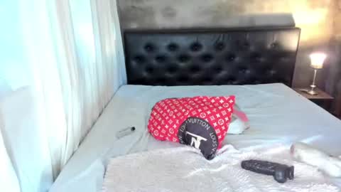 maria online show from 06-19-26, 12:15