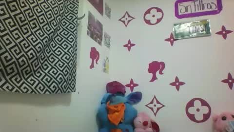 Snapshot of hotbardaddy chatting on 06-04-26, 11:33 daddybarbie. online show from 06-04-26, 11:33