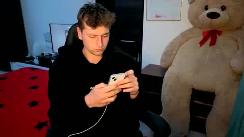 Hotboyshorny online show from 04-29-26, 07:12