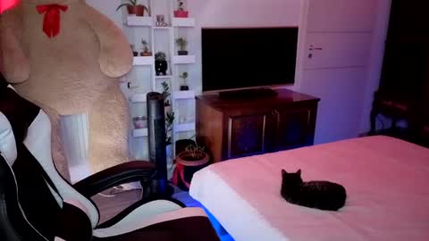Hotboyshorny online show from 07-09-26, 01:59