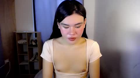 rain online show from 11-11-25, 04:01