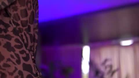 Anais online show from 09-29-25, 06:29