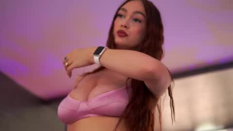 Anais online show from 10-13-25, 09:20