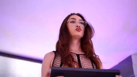 Anais online show from 07-18-26, 09:13