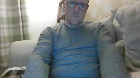 Snapshot of hotchester chatting on 10-17-25, 07:49 Matt Steve online show from 10-17-25, 07:49