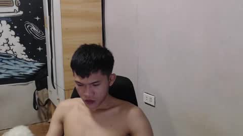 hotcuteasianxx online show from 12-14-25, 11:37