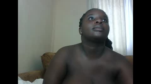 Snapshot of hotebbbyy chatting on 06-11-26, 08:23 EBBY online show from 06-11-26, 08:23