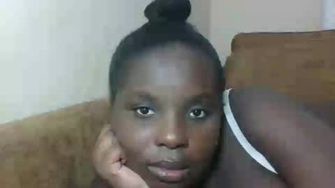 Snapshot of hotebbbyy chatting on 06-18-26, 06:23 EBBY online show from 06-18-26, 06:23