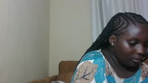 Snapshot of hotebbbyy chatting on 06-19-26, 05:39 EBBY online show from 06-19-26, 05:39