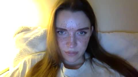 effy online show from 12-18-25, 11:00