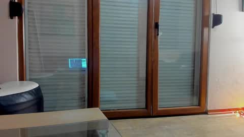 Erika  online show from 02-07-25, 09:48